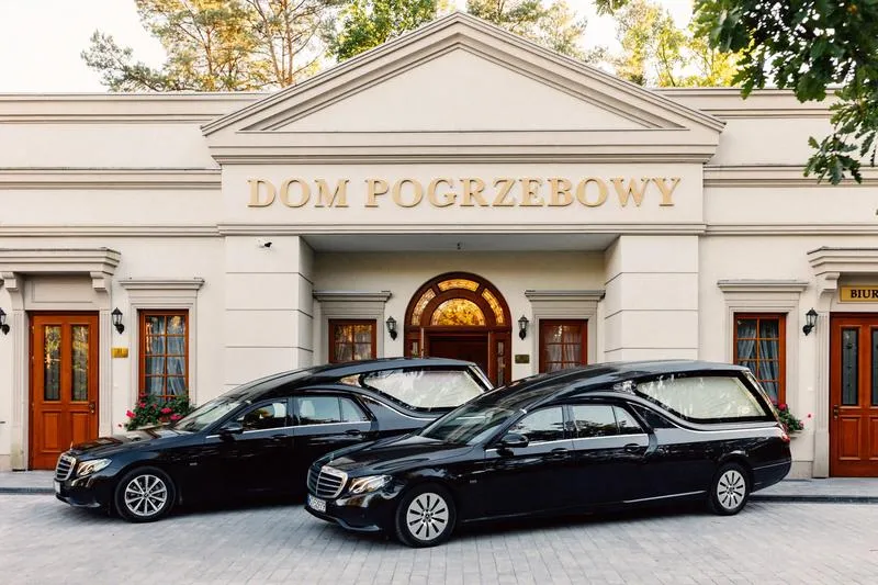 Ile zarabia pracownik zakładu pogrzebowego? Oto zaskakujące fakty o pensjach w tej branży