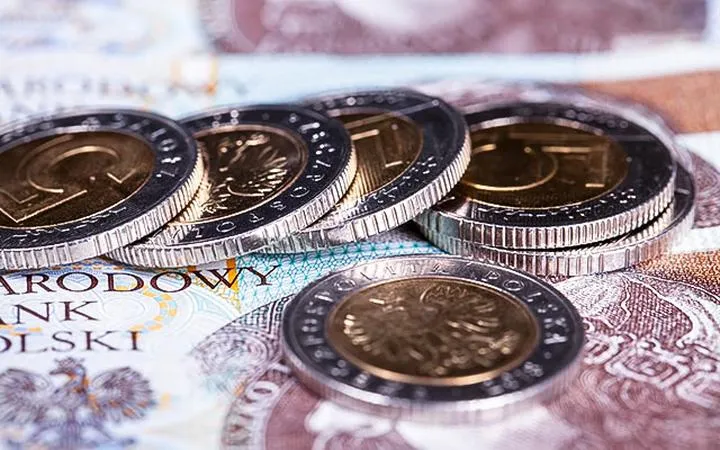 Jak obliczyć przychód pracownika? Kalkulator i najczęstsze błędy w wyliczeniach