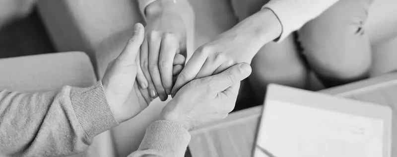 Jak pracownik socjalny może wesprzeć w trudnych sytuacjach?