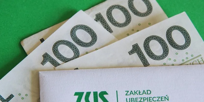 Ponowne zatrudnienie po emeryturze: Kluczowe dokumenty, o których musisz pamiętać