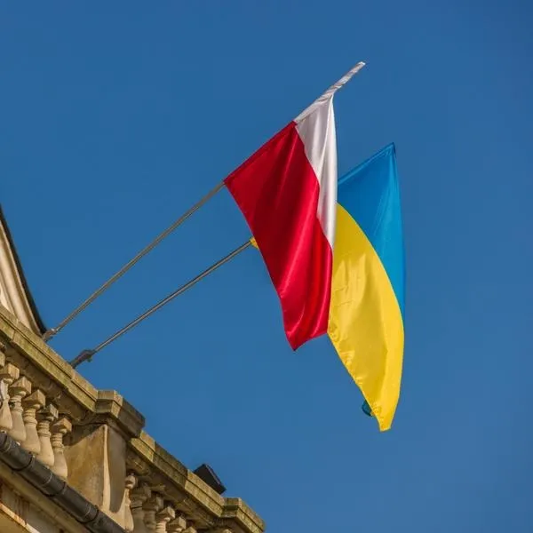 Zatrudnianie obywateli Ukrainy w Polsce – jak uniknąć problemów prawnych?