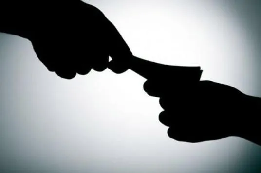 Zgłoszenie zatrudnienia na czarno